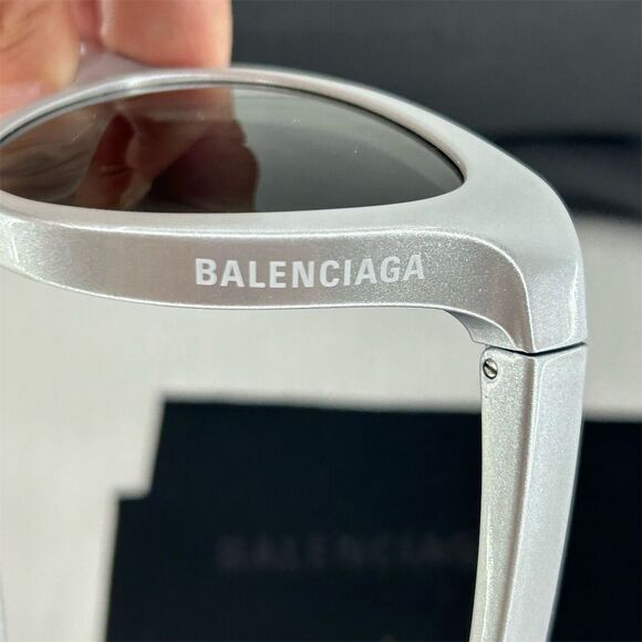 Balenciaga Cat-Eye Silver Sunglasses Luxury Plastic Frame with Case - Picture 6 of 11